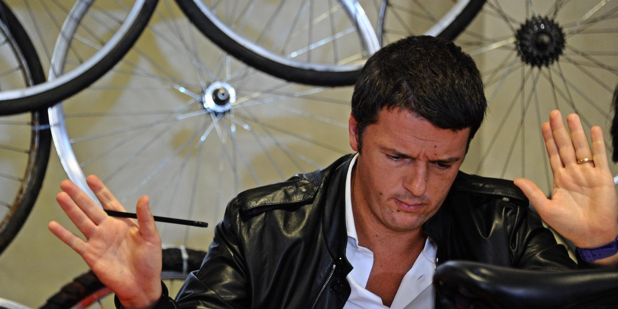 Матео Ренци призывал не изобретать велосипед, но теперь он уходит.