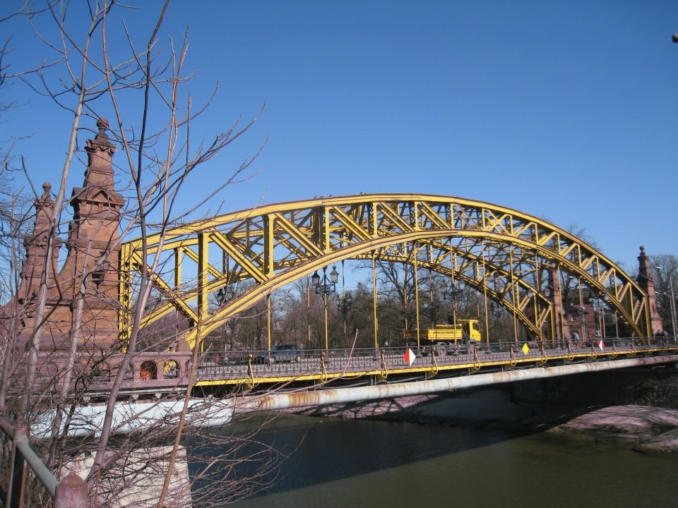 Зверинецкий мост, который строили 250 лет. Источник: https://www.facebook.com/ivan.yudintsev/