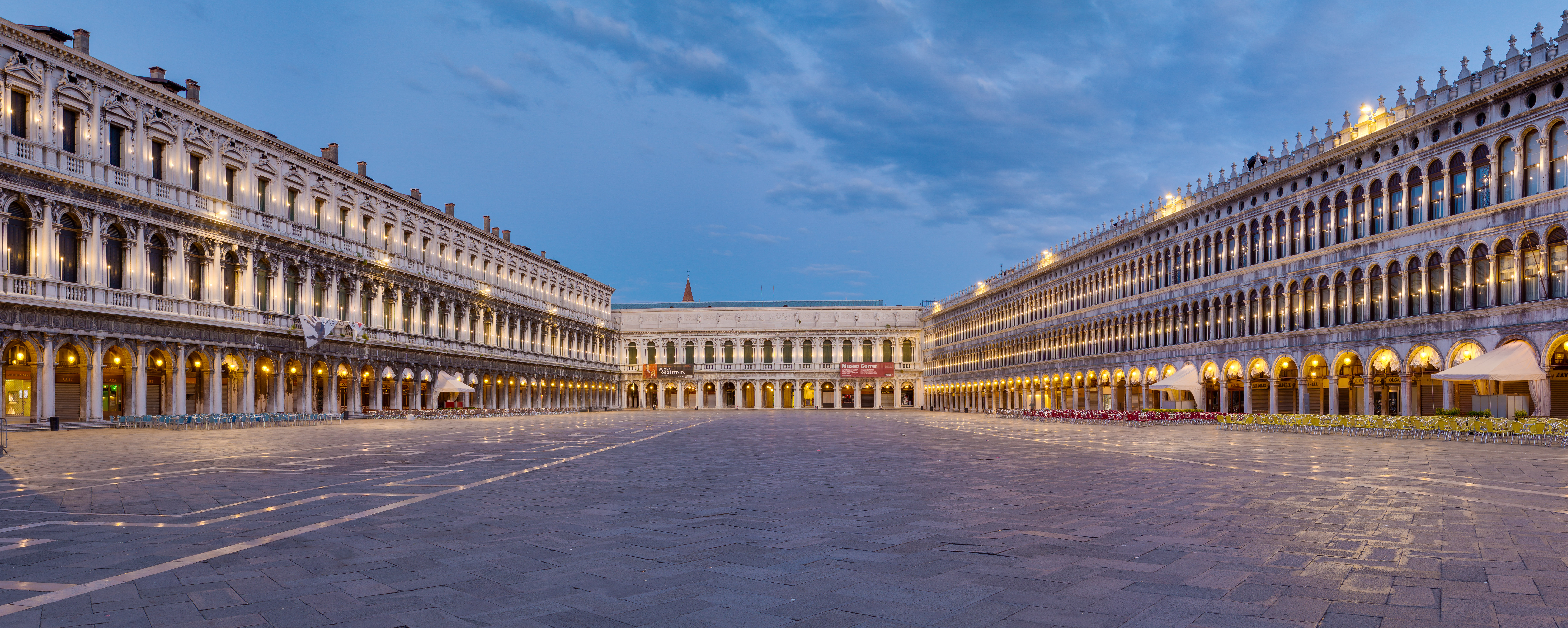Венеция. Площадь Сан-Марко. Вечер. Источник иллюстрации: Викимедиа